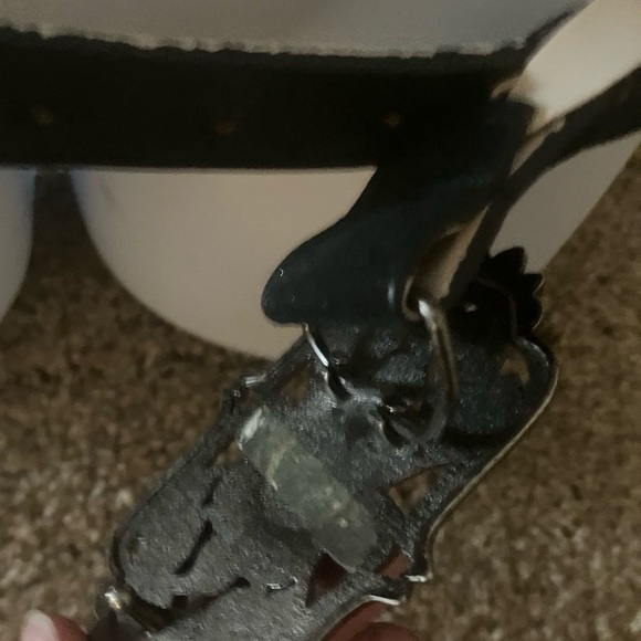 Express Black Buckle Belt - Picture 6 of 9